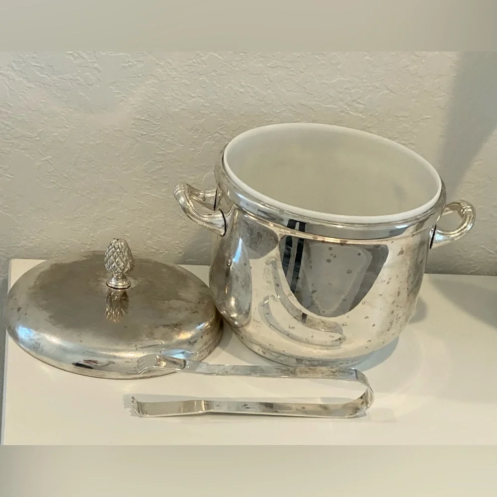 Vintage Silver Plated Ice Bucket with a pineapple finial
